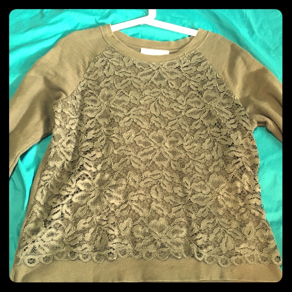 Sweatshirt with lace front